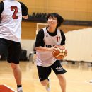 相手をかわしてシュートへ