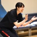 ナイスプレーに萩原 美樹子コーチも笑顔と拍手