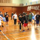 真剣なまなざしでアドバイスを聞き入る