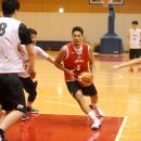積極的に攻める遠藤 祐亮選手(栃木ブレックス)