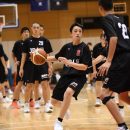 間合いを見極め、駆け引きをおこなう