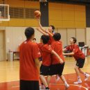 ドライブからゴールを決める野田 遥選手(県立足羽高校 2年)