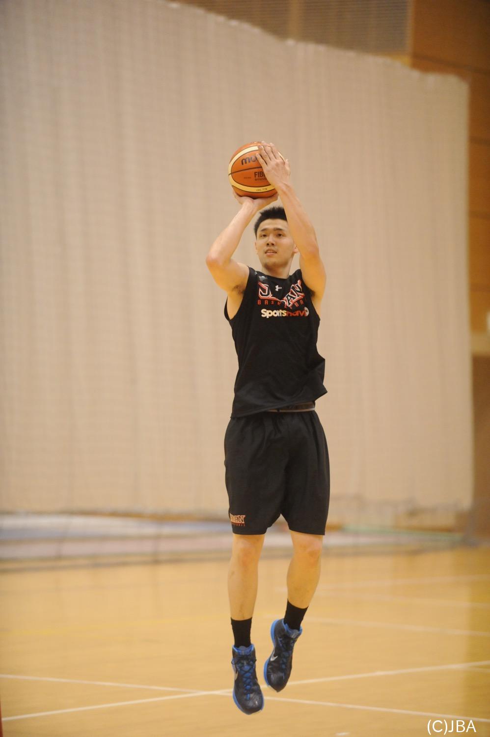 角野 亮伍選手(サザンニューハンプシャー大学 1年) | 公益財団法人日本バスケットボール協会