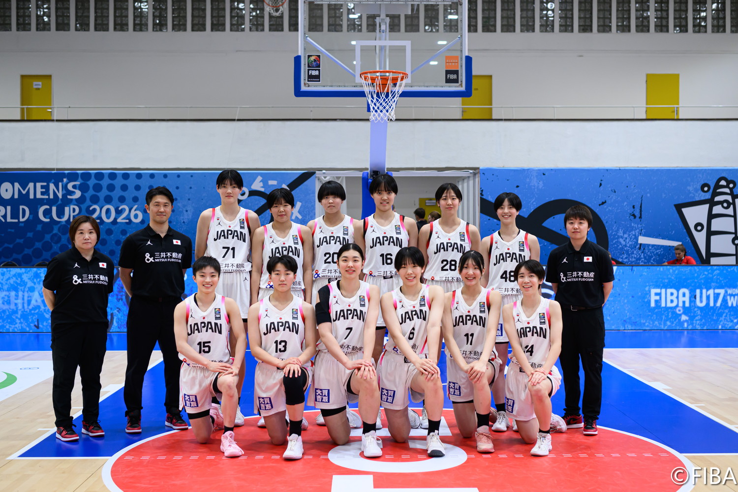 u17